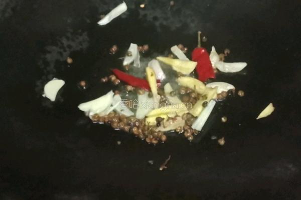 十三香麻辣小龙虾的做法图解3