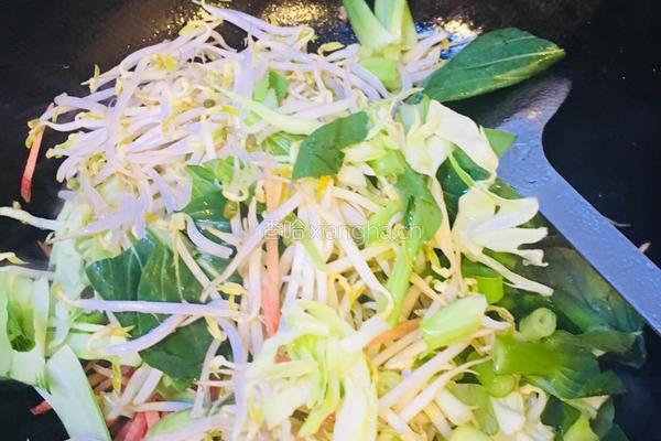 孜然肉丝炒细面的做法图解3
