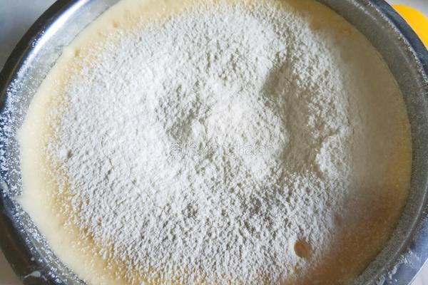 全蛋原味纸杯蛋糕的做法图解7