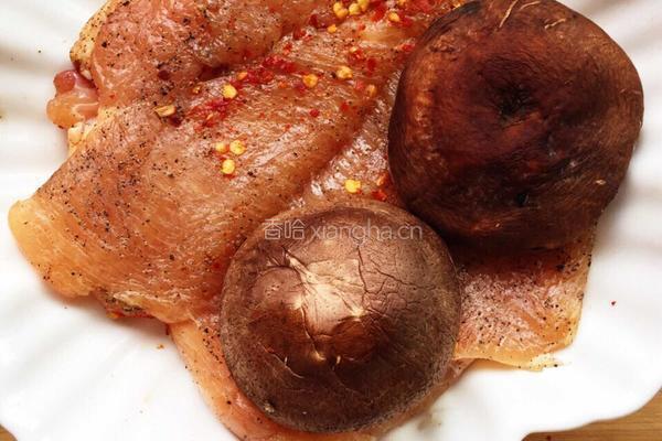 低脂减肥餐吃不胖的香菇鸡肉的做法图解4