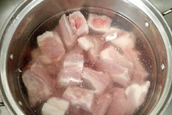 红烧排骨的做法图解1