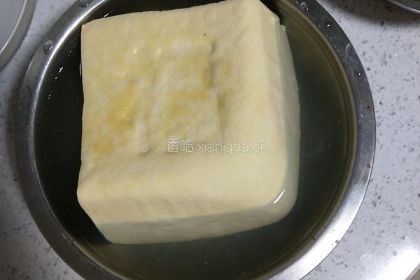 煎豆腐的做法图解1