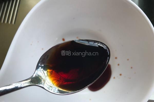 柠檬姜蓉蜂蜜烤鸡翅的做法图解2