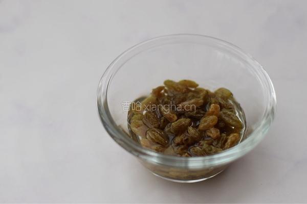 无油无糖葡萄干欧包的做法图解3