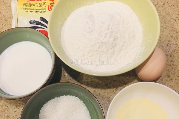 牛肉汉堡的做法图解1