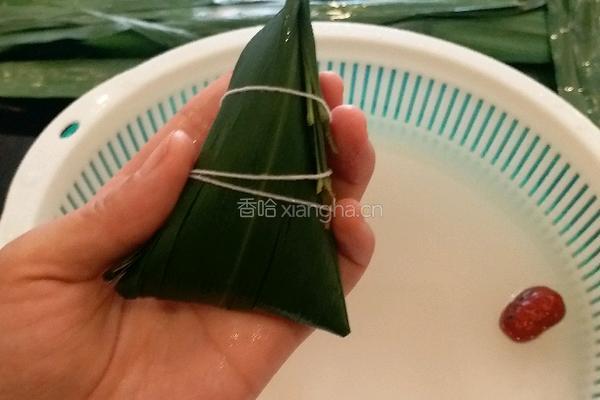 粽子包法的做法图解8