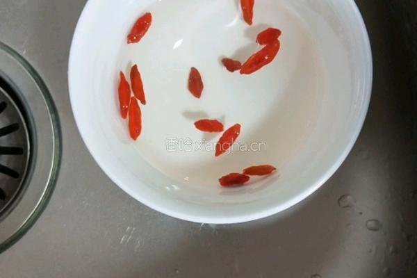鲫鱼汤的做法图解3