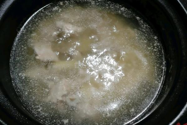 龙骨苦瓜黄豆汤的做法图解7