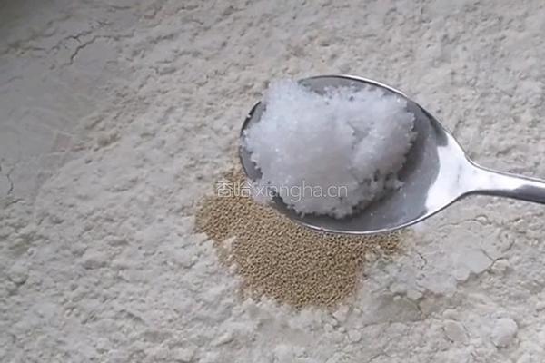 香脆芝麻饼的做法图解2