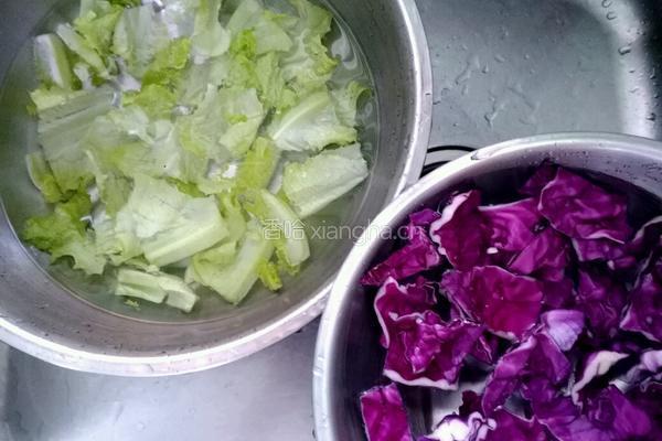 虾仁芒果沙拉的做法图解1