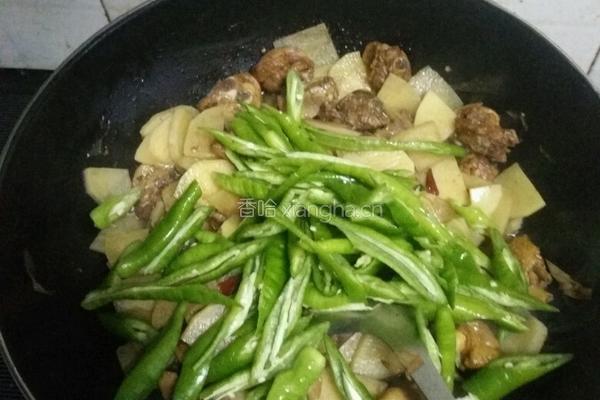 辣子鸡的做法图解5