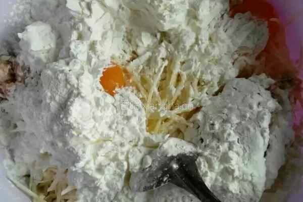 土豆肉未饼的做法图解3