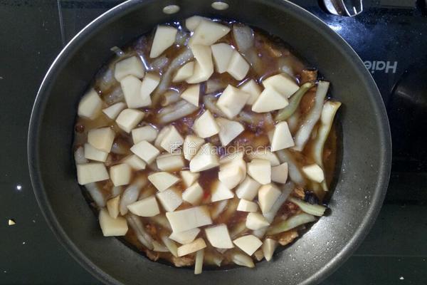 五花肉炖豆角的做法图解6