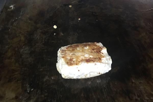 芝士火腿猪排堡的做法图解3