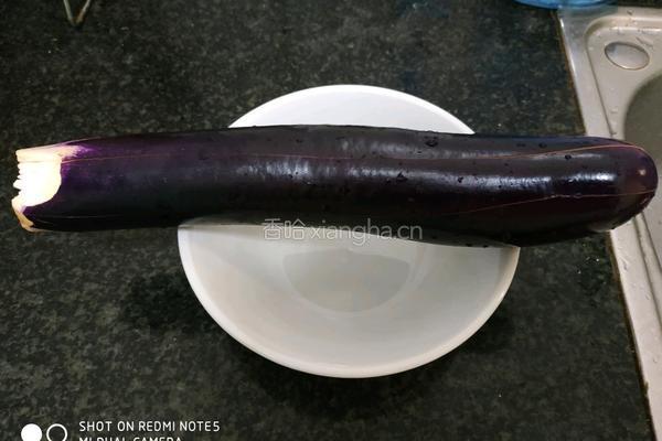 红烧茄子的做法图解1