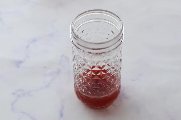 抹茶莓果冰饮的做法图解1