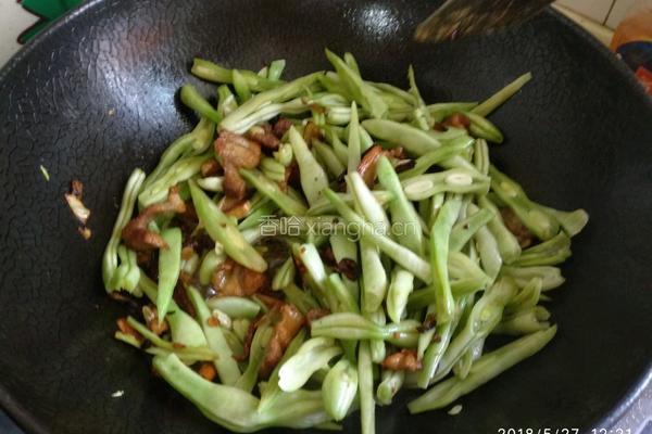 豆角肉片焖面的做法图解14