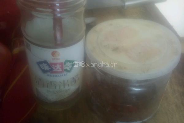 糖醋蒜掰的做法图解1