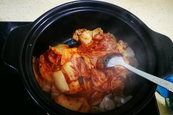 韩式辣白菜汤的做法图解5
