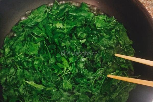 野菜鸡蛋汤的做法图解1