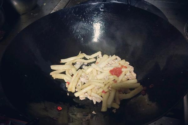 茄子肉末ฅ的做法图解5