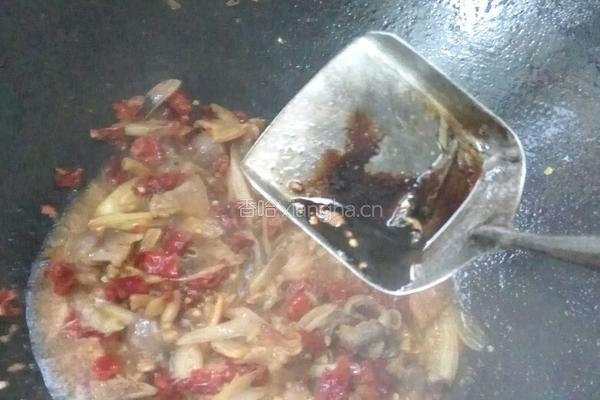 酸藠头炒鸡杂的做法图解10