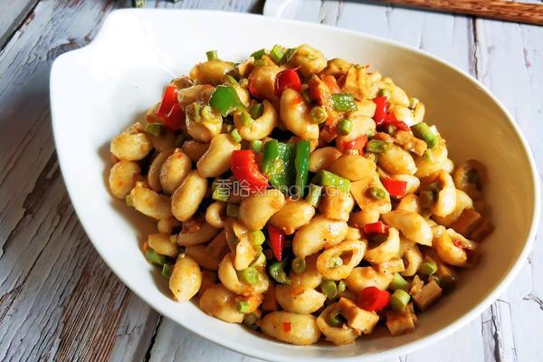 炒麻食的做法图解1