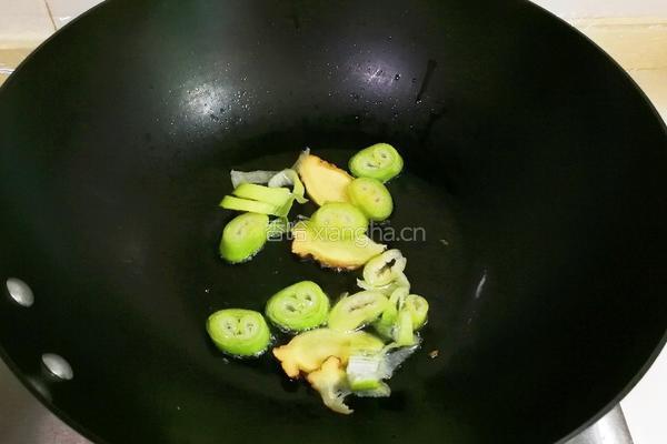 枸杞猪肝汤的做法图解12