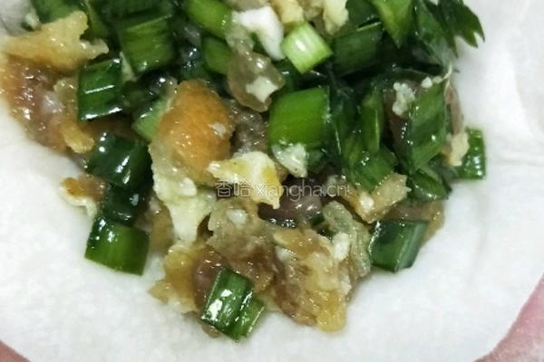 韭菜鸡蛋油条肉饺子的做法图解7