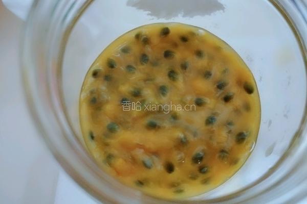百香果蜂蜜柠檬茶的做法图解3