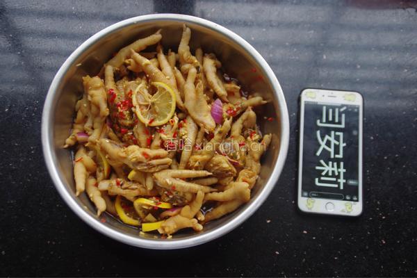 凉拌凤爪的做法图解5