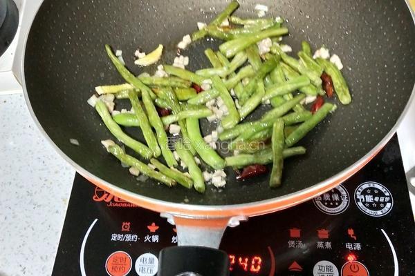 干煸豆角的做法图解6