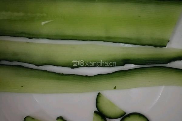 孔雀开屏的做法图解3