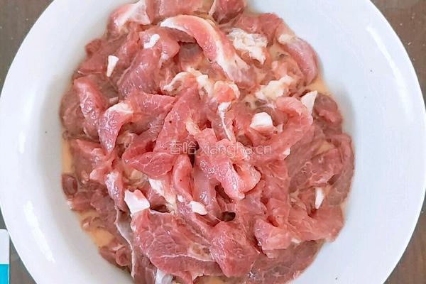 孜然羊肉的做法图解3