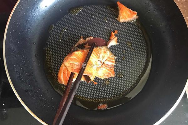 香煎三文鱼的做法图解7