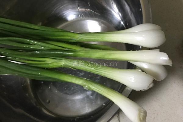 电饭煲盐焗鸡的做法图解2