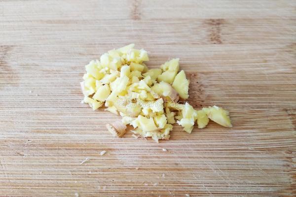 蒜香干煸四季豆的做法图解3