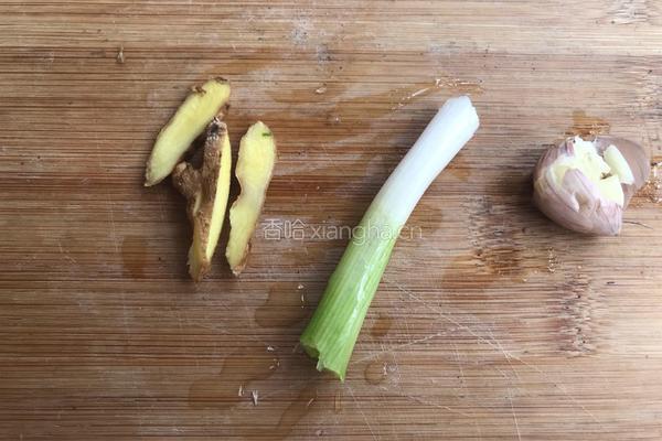 白灼虾的花式摆盘（附味碟做法）的做法图解4