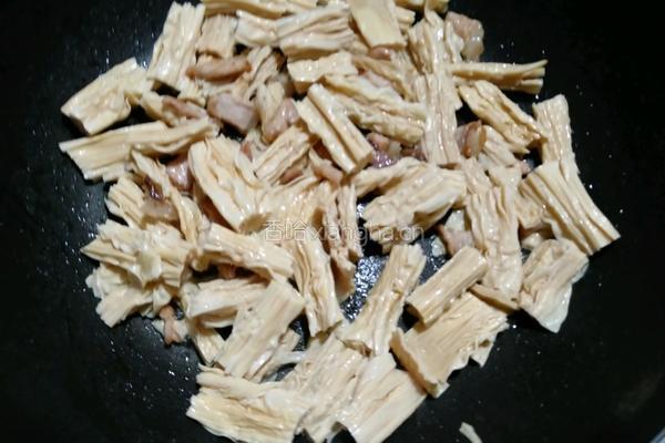 腐竹小炒肉的做法图解4