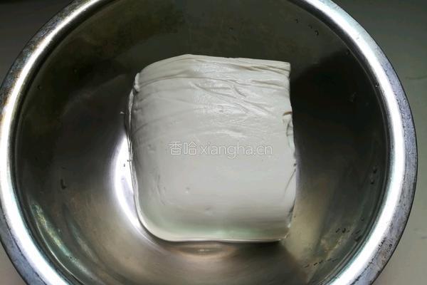 家常香辣豆腐的做法图解1