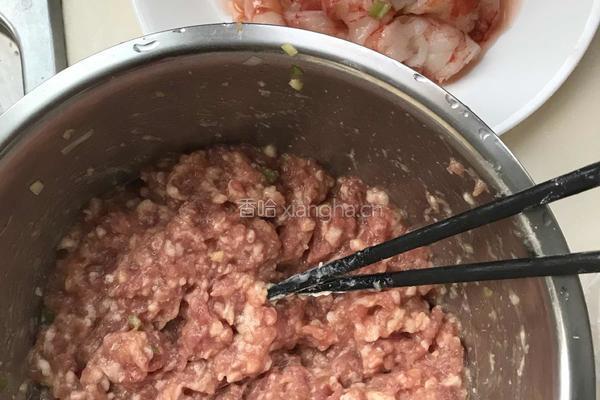 虾肉饼的做法图解2