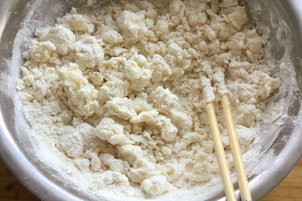 韭菜馅饼的做法图解3