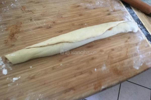 甜面包和肉桂卷的做法图解13