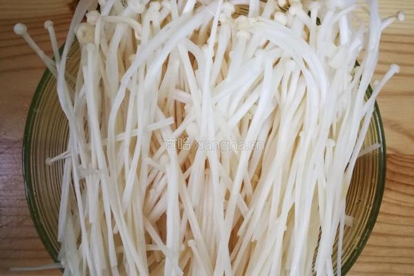 凉拌金针菇的做法图解2