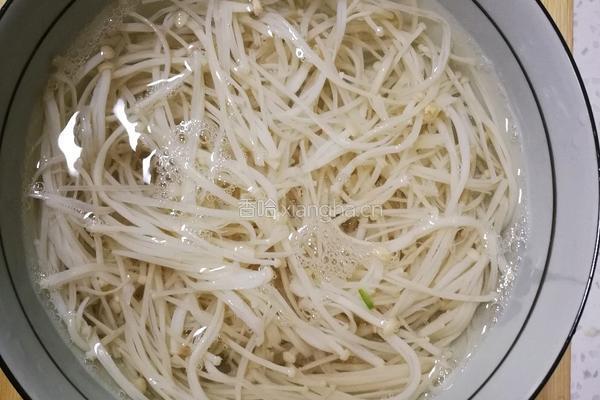 凉拌金针菇的做法图解4