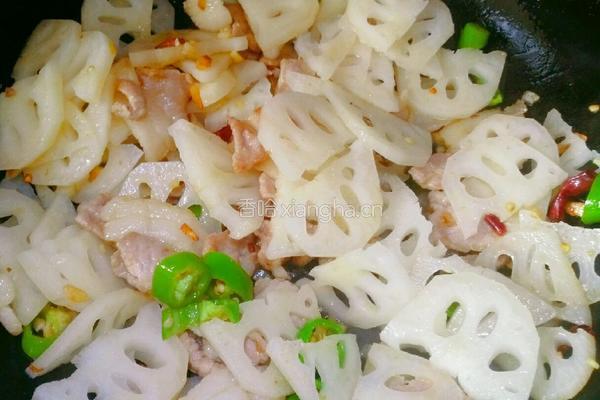 莲藕炒肉的做法图解6