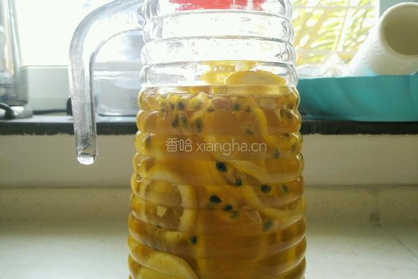 蜂蜜百香果柠檬茶的做法图解3