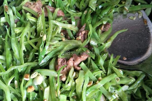 肉炒扁豆丝的做法图解5