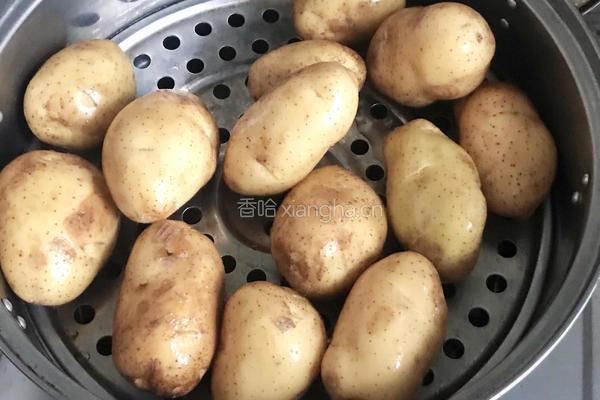 牛肉土豆泥的做法图解2