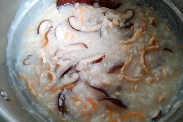 香菇鸡肉粥的做法图解4